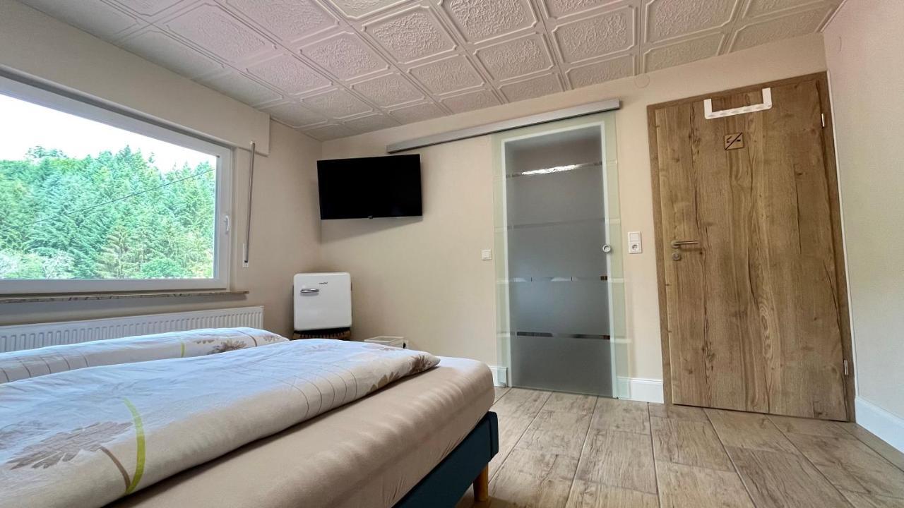 Bed and Breakfast Franky House am Nürburgring Quiddelbach Exterior foto