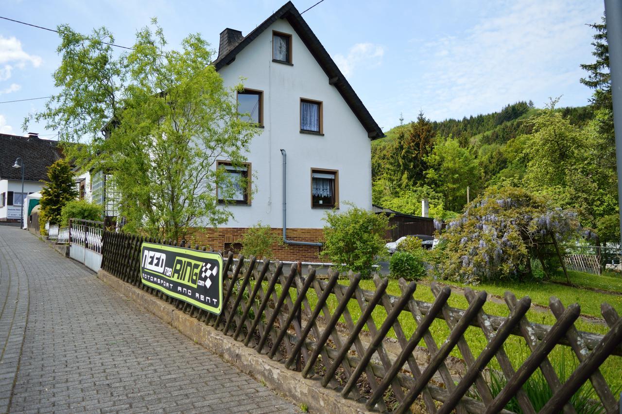 Bed and Breakfast Franky House am Nürburgring Quiddelbach Exterior foto