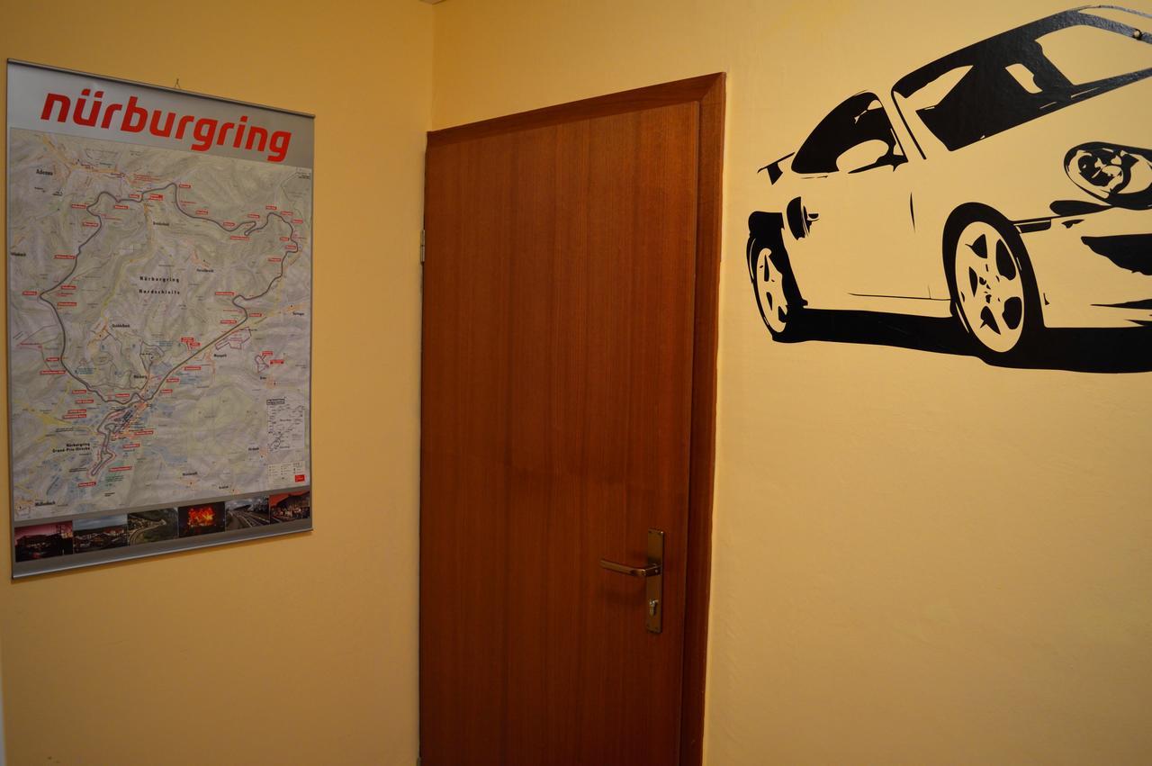 Bed and Breakfast Franky House am Nürburgring Quiddelbach Exterior foto