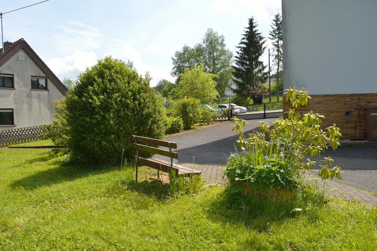 Bed and Breakfast Franky House am Nürburgring Quiddelbach Exterior foto